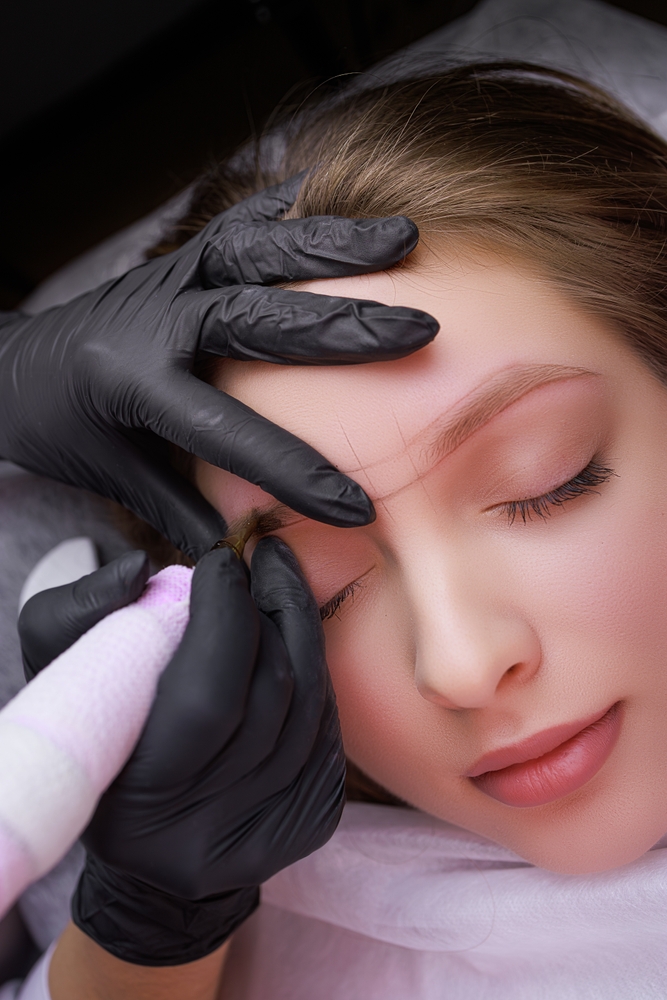 PMU Powder Brows behandeling