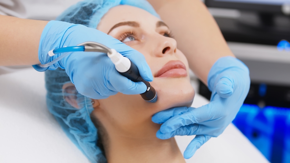 AquaFacial gezichtsbehandeling